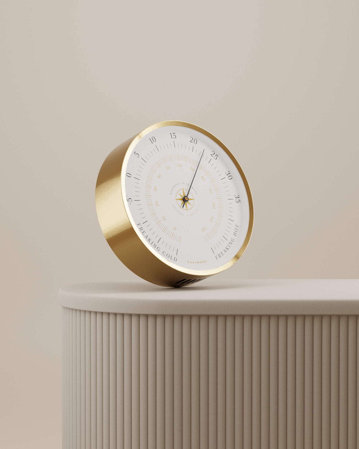EM-T01 Thermometer_Showroom